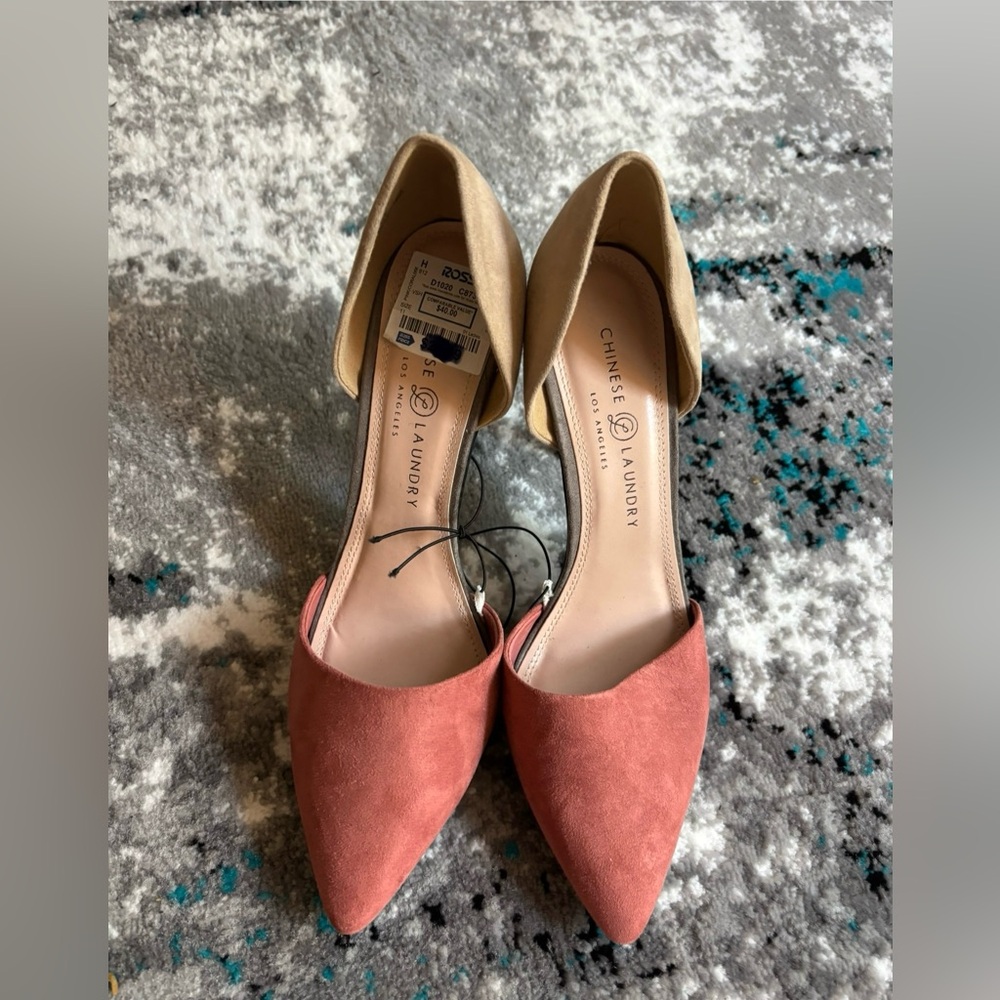 Chinese Laundry Women's beige and Pink heels